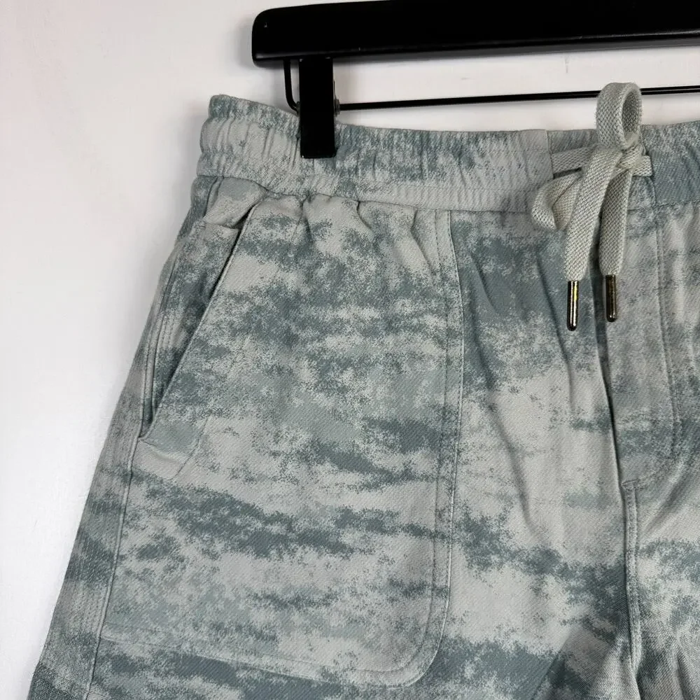 Athleta Farallon Shorts Muted Green Gray Camo High Rise - 4